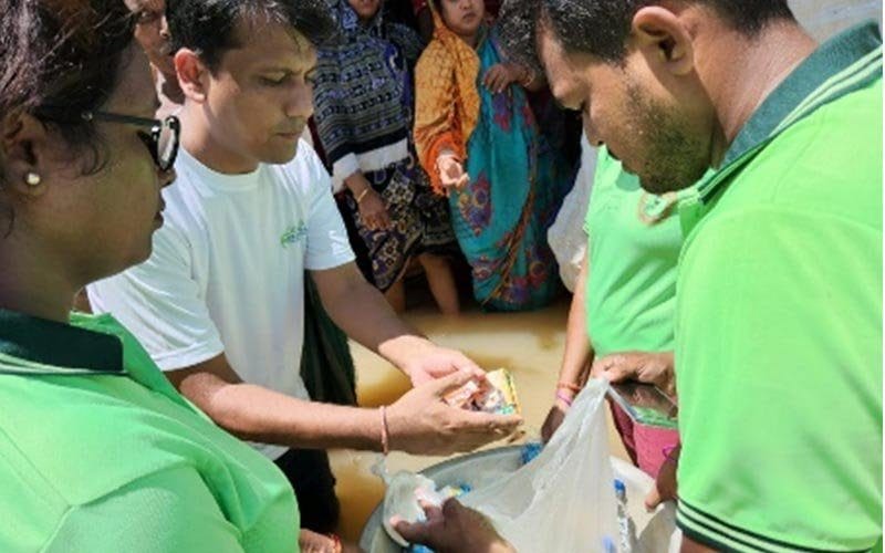 Rheumatologist in Bhubaneswar 14 OARC Foundation flood relief distribution across Odisha